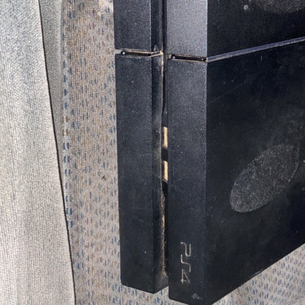 PS4!! WITH CONTROLLER, HMDI, AND POWER CORD